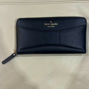Brand new Kate spade wallet.